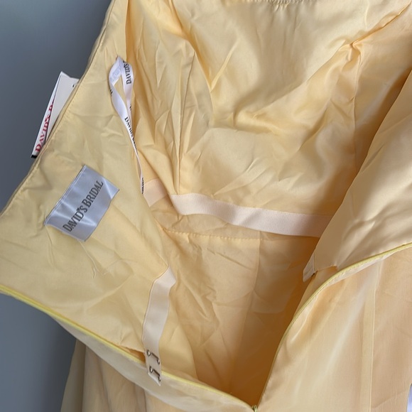 NWT David’s Bridal Bridesmaid Strapless Dress, Chiffon, Canary Yellow, size 12 - Picture 8 of 8